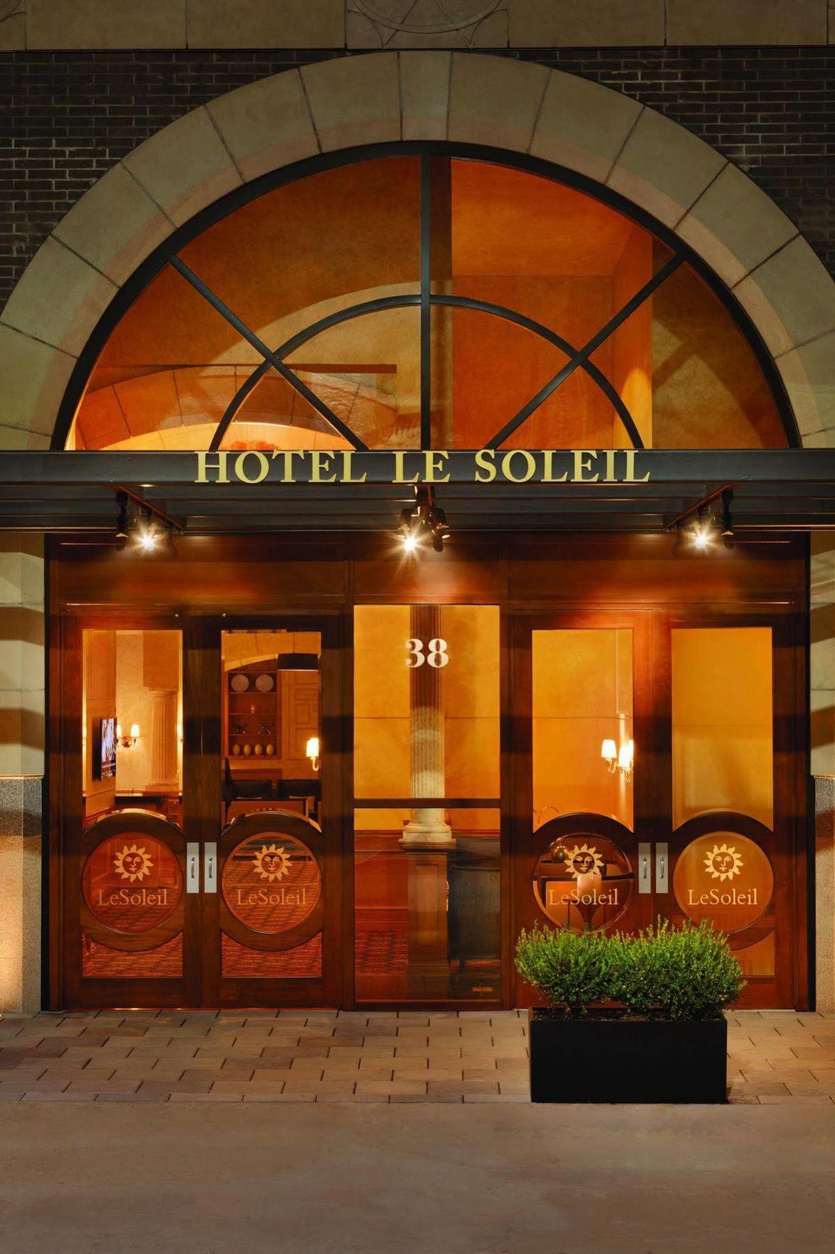 Executive Hotel Le Soleil New York Extérieur photo